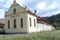 Kácov-autor-M.-Kostov-květen-2002-03