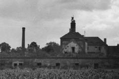 cerveny-hradek-01