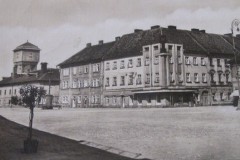 Josefov-pivovar-vlevo-pod-vodárenskou-věží