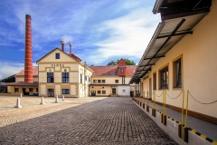 malyrohozec_budova001