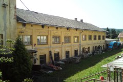 Manětín-Obecní-autor-Luděk-Gasseldorfer-srpne-2011-09
