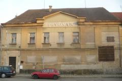 mirovice-hrdinuv-autor-Matula