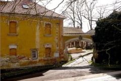 podhrad-01-autor-Miroslav-Landa