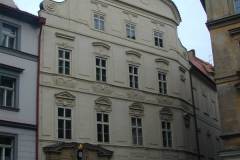 Praha-Stare-Mesto-c.p.-611-U-tri-per-01