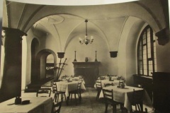 praha-1-u-vejvodu-104475798