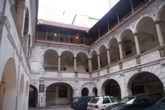 Praha-U-zeleneho-stromu-04