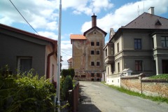 Radnice-Měšťanský-autor-Luděk-Gasseldorfer-léto-2011-01