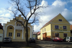 mutejovice_budova