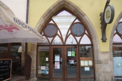 radnicni_budova