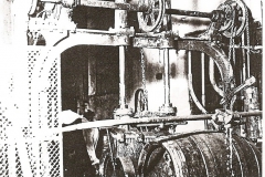 Plasy Zámecký pivovar historické snímky (Luděk Gasseldorfer , archiv p. Štruncové) sudarna