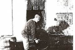 Plasy Zámecký pivovar historické snímky (Luděk Gasseldorfer , archiv p. Štruncové) sudarna02